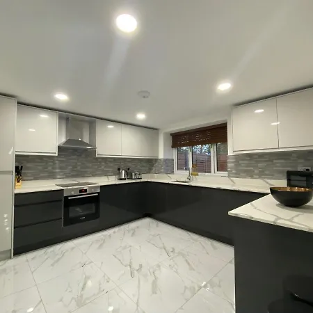 4 Buttermere House, Cumbria With Parking By Guestz 別荘 *