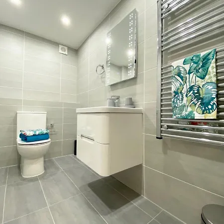 別荘 4 Buttermere House, Cumbria With Parking By Guestz *