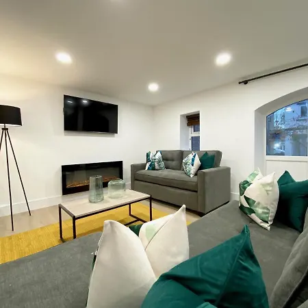 4 Buttermere House, Cumbria With Parking By Guestz * Kirkby Thore