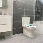 4 Buttermere House, Cumbria With Parking By Guestz *